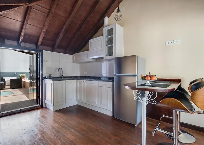 La Vicaria Сан-Кристобаль-де-Ла-Лагуна