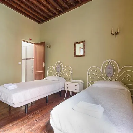 La Vicaria *